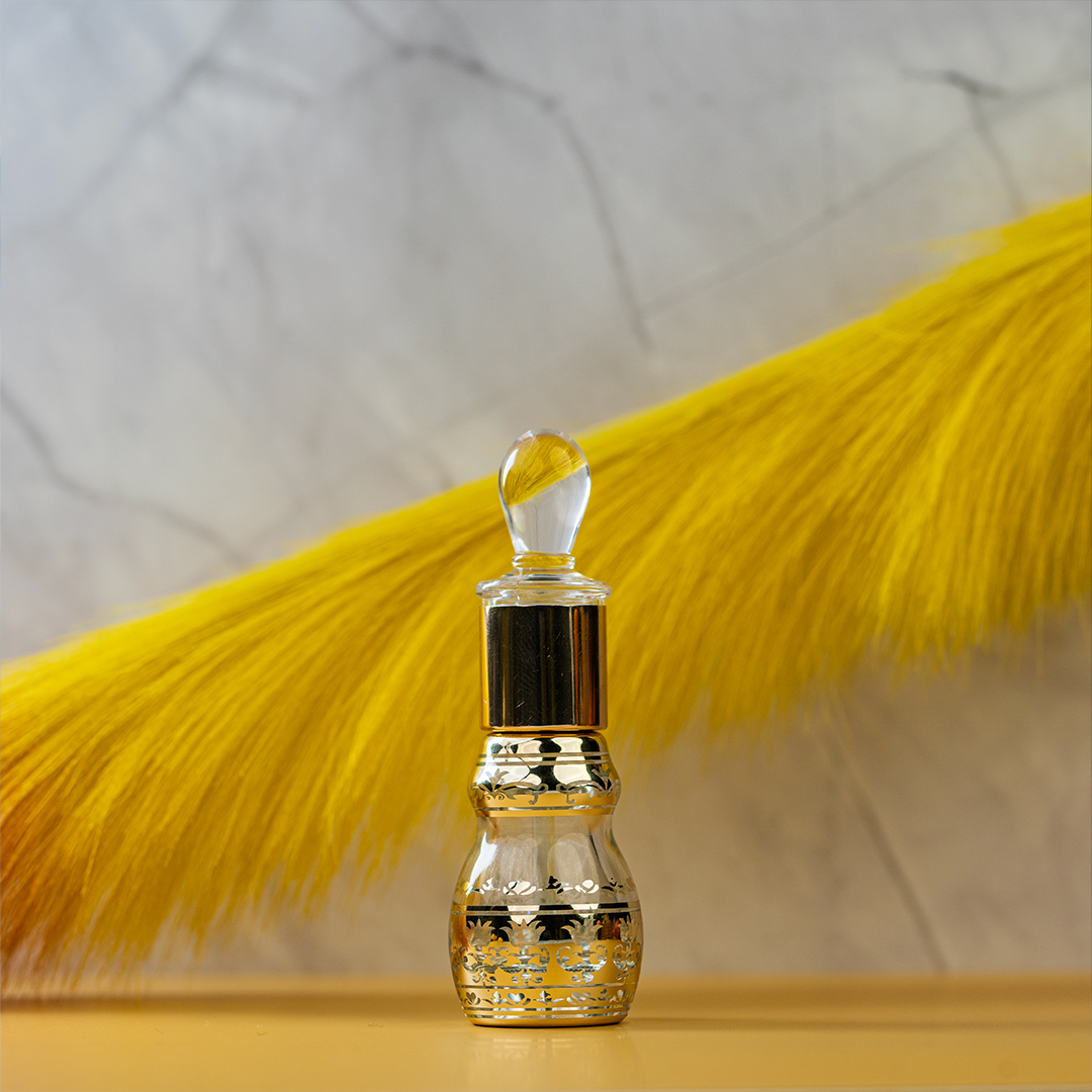 WHITE OUD ATTAR